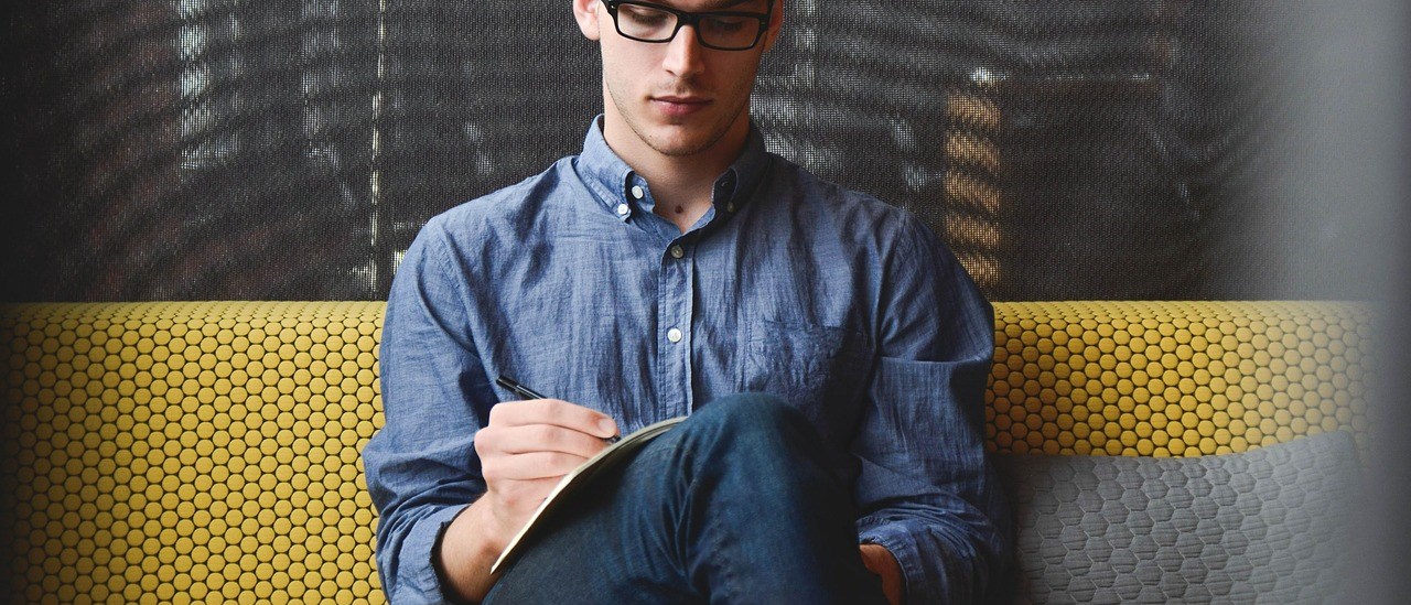 ほぼ月刊社労士新聞